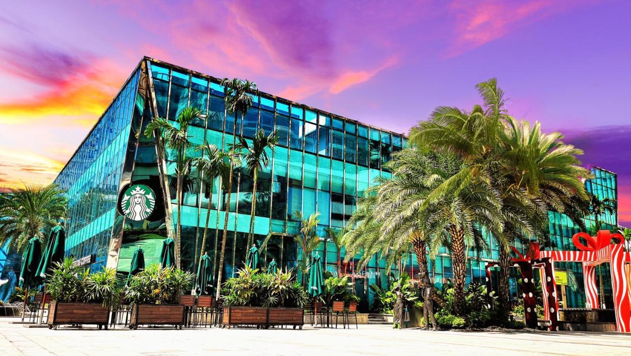 Appartamento Seafront Country Garden Danga Bay By Lions Bay Johor Bahru Esterno foto